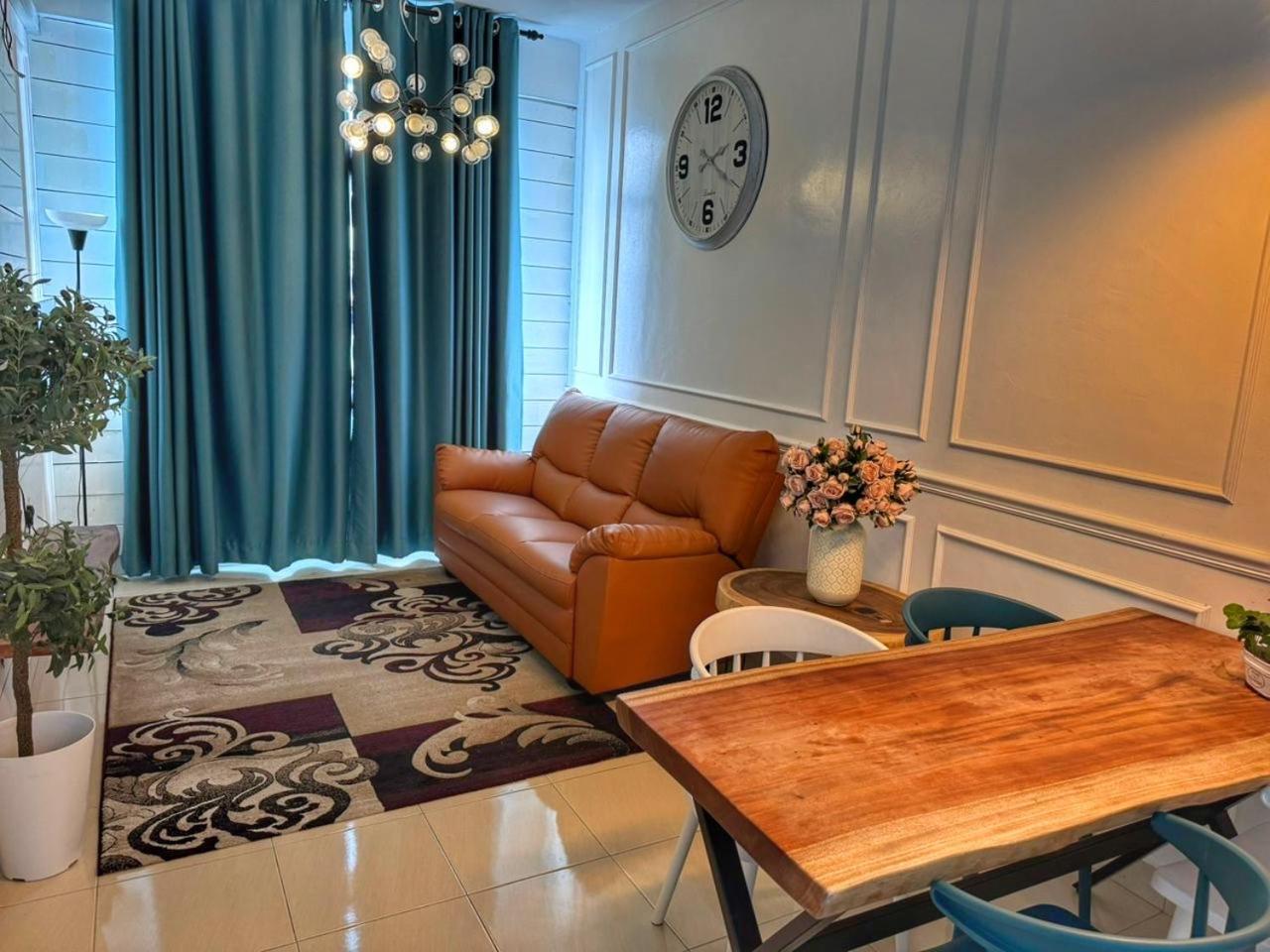 Driff Homestay 3Bedroom With Aircond 50M To Night Market Wakaf Che Yeh コタバル エクステリア 写真